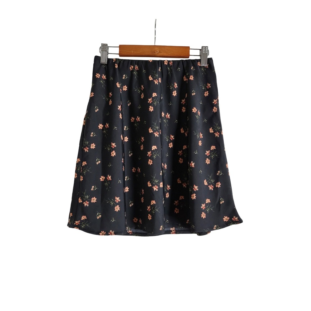 Hollister Ultra High-Rise Floral Mini Skirt Black Orange XS NWT Coquette Grunge